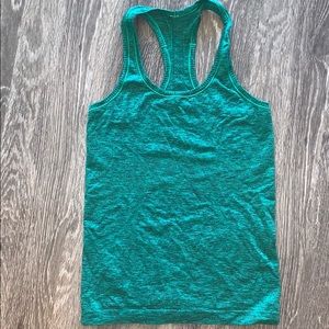 Lululemon swiftly tank! Size 6. Rare green!